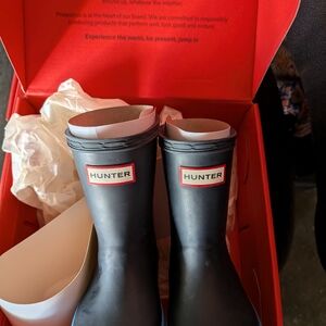 Hunter Classic Navy Waterproof Boots